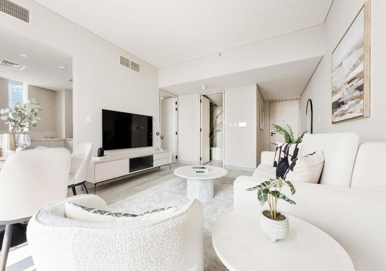 Апартаменти Marina Walk Gem Modern With Pool & Gym Access, Steps To & Metro Managed By Sunnyhomes *