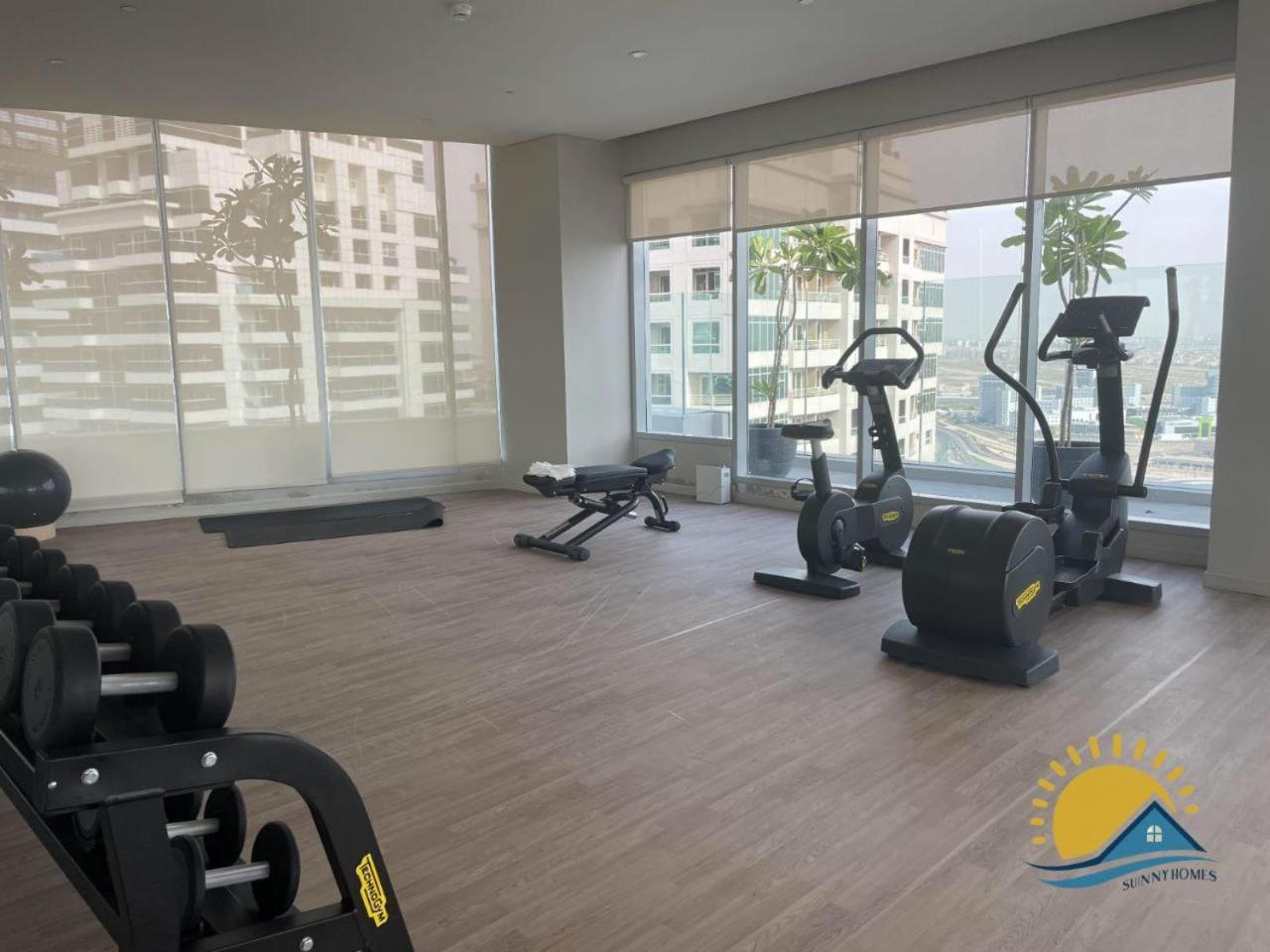 Appartement Marina Walk Gem Modern With Pool & Gym Access, Steps To & Metro Managed By Sunnyhomes *