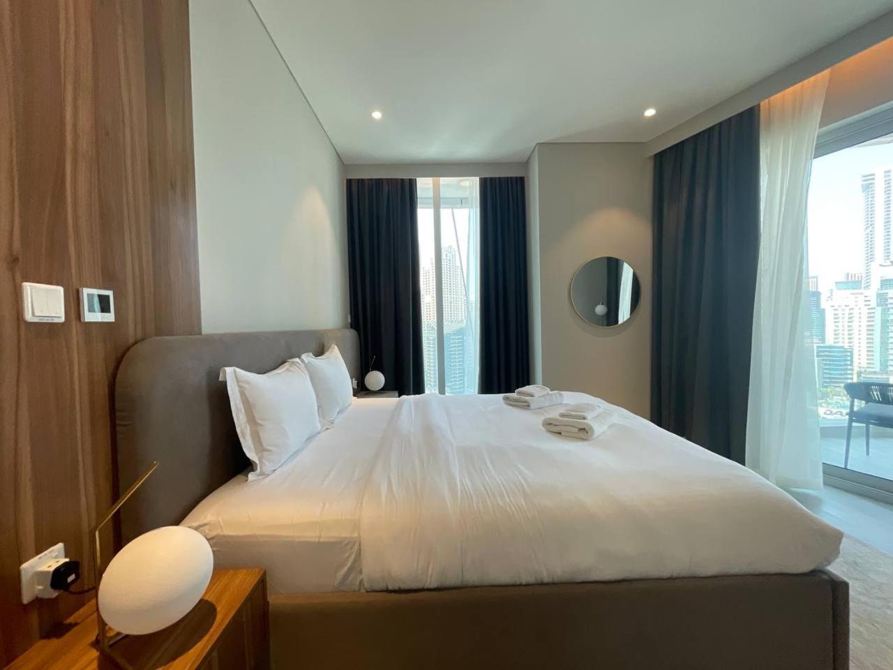 Appartement Marina Walk Gem Modern With Pool & Gym Access, Steps To & Metro Managed By Sunnyhomes Dubaï