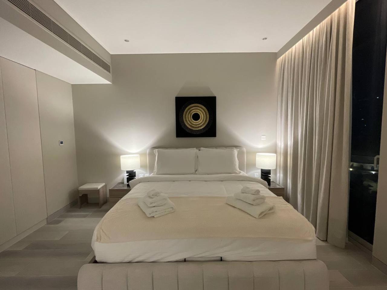 Appartement Marina Walk Gem Modern With Pool & Gym Access, Steps To & Metro Managed By Sunnyhomes Dubaï