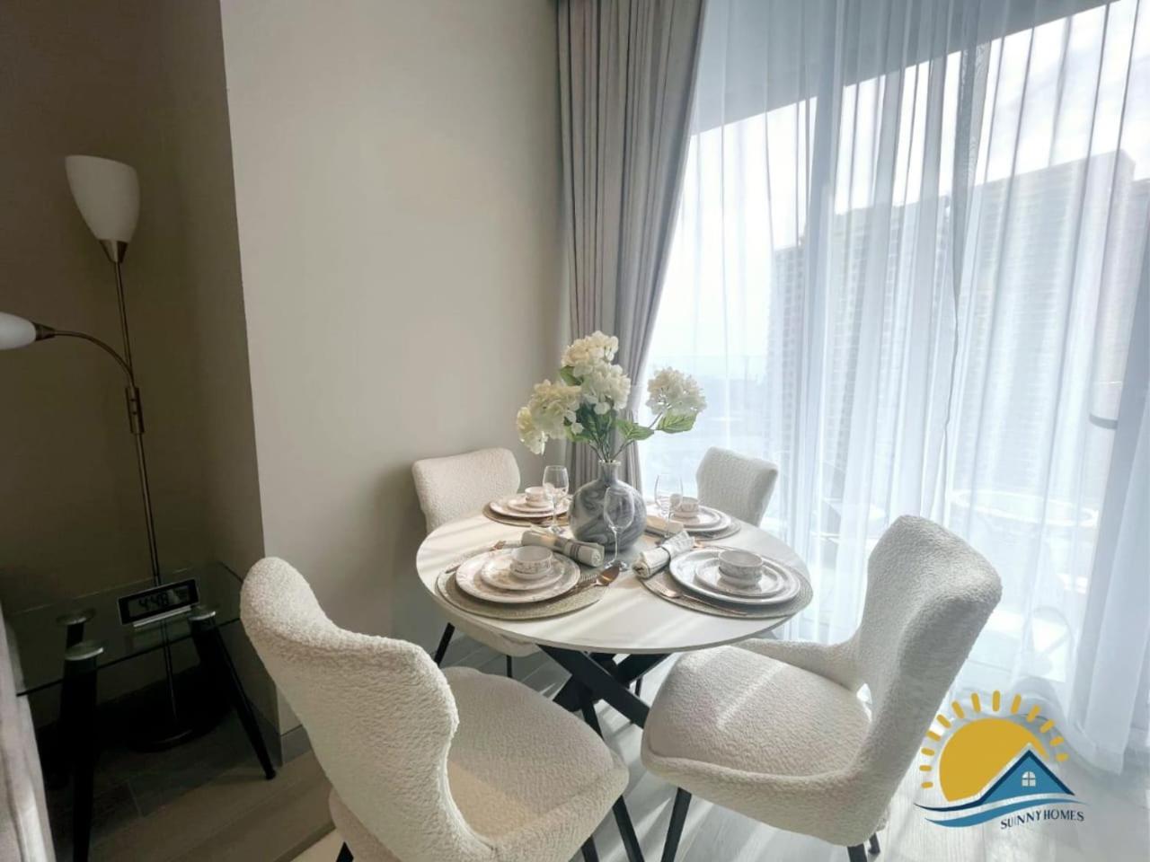 Marina Walk Gem Modern With Pool & Gym Access, Steps To & Metro Managed By Sunnyhomes Appartement Dubaï