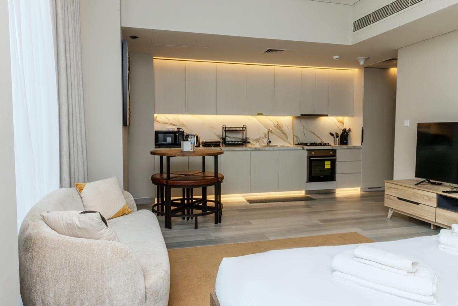 Appartement Marina Walk Gem Modern With Pool & Gym Access, Steps To & Metro Managed By Sunnyhomes Dubaï