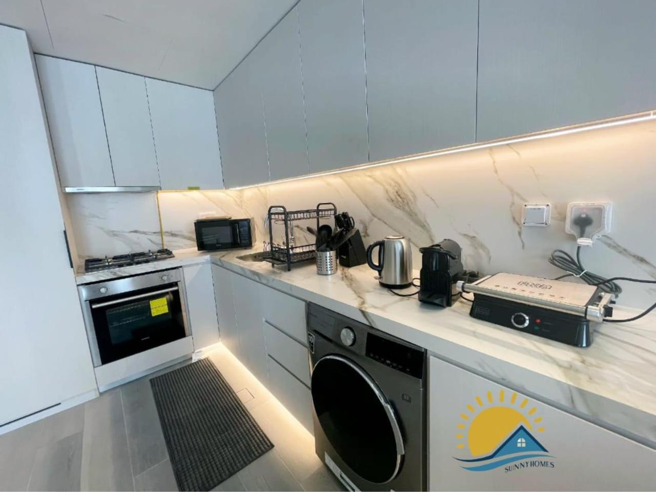 Appartement Marina Walk Gem Modern With Pool & Gym Access, Steps To & Metro Managed By Sunnyhomes *